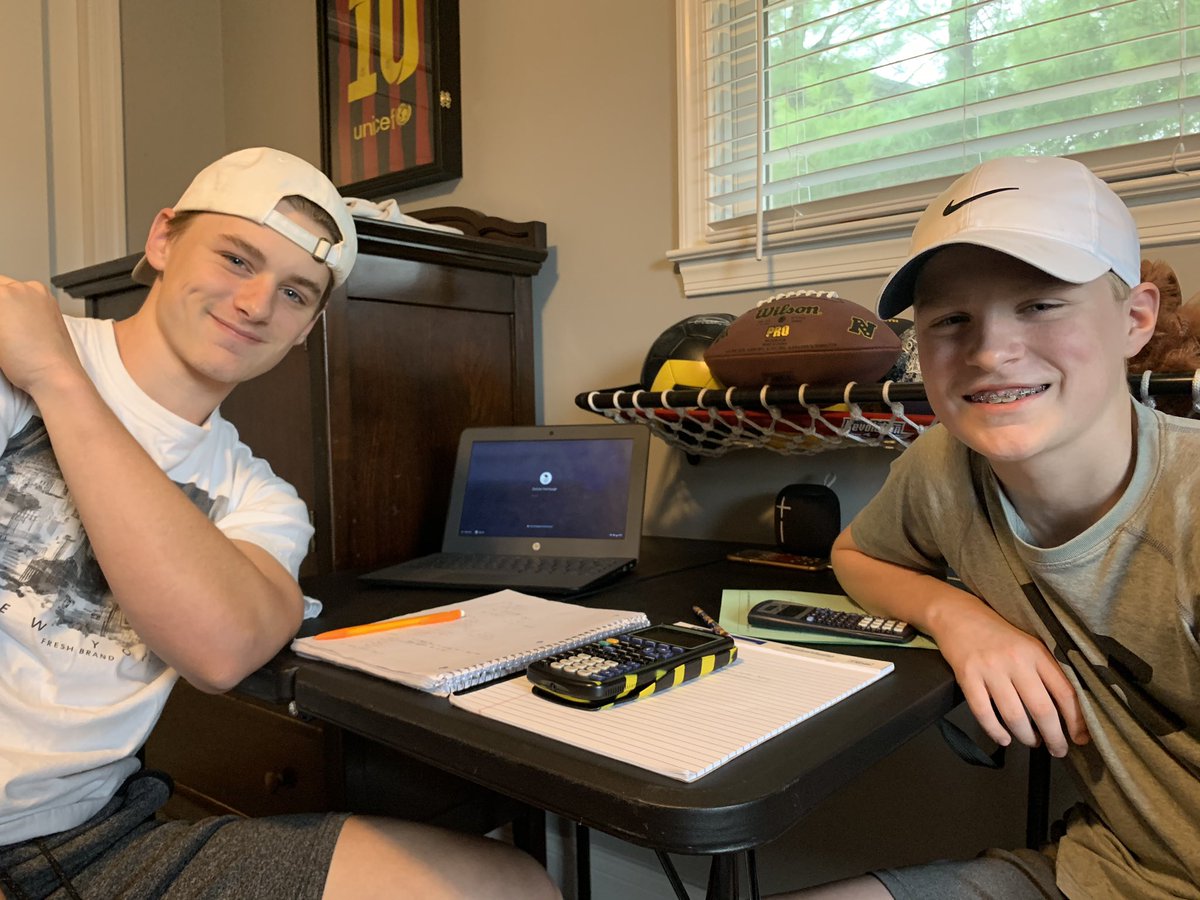 LibbyStambaugh's tweet image. Second-shift school started! 😁 #RLKeepLearning #RLCommunityPride 🦁💛🖤