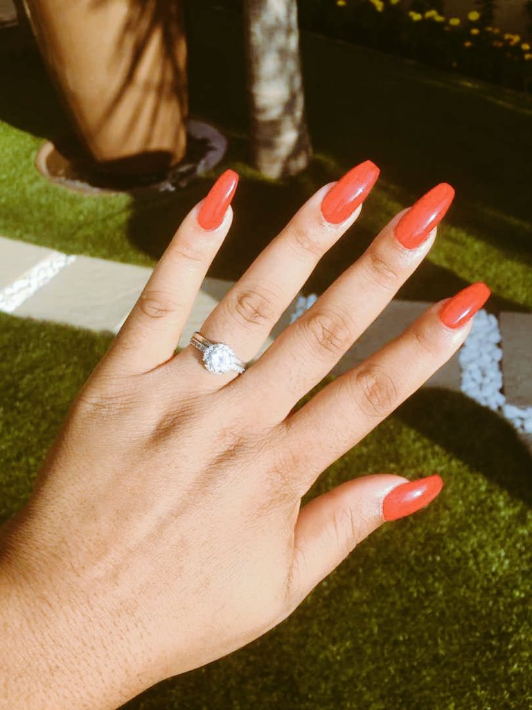 IngsNailsmakeup's tweet photo. This Red is 🔥🔥🔥🔥
#GirlTalkZA https://t.co/e1BPIhDINq