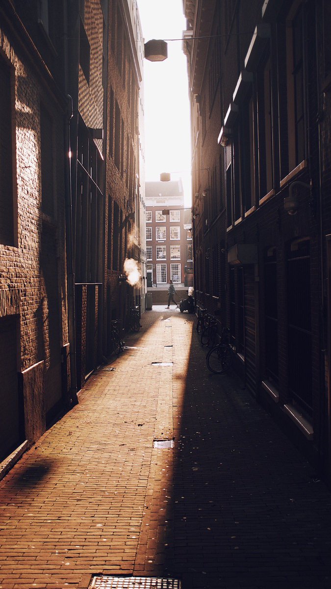 BeWorthy's tweet photo. @EvanRanft Amsterdam In Pure Silence #evanranft https://t.co/GfGukRd2gK
