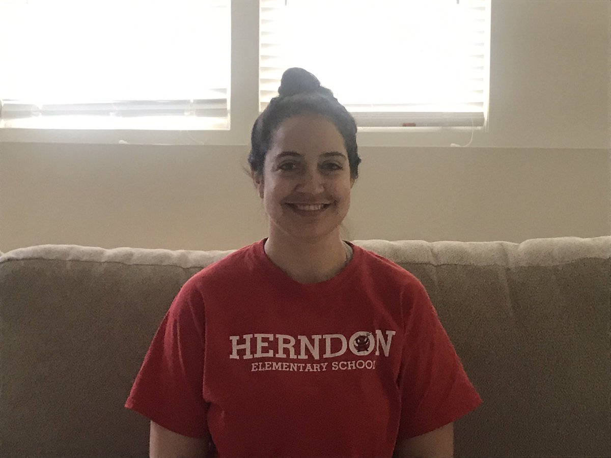 HES_3rdGrade's tweet photo. 3rd Grade Teachers are wearing their Herndon shirts, too!! ❤️😊 https://t.co/OqqE02uAtE