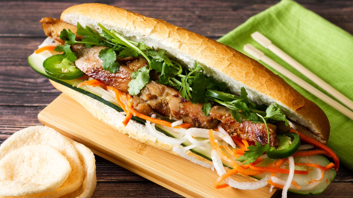 SprigAndSprout's tweet photo. I want to go buy a Vietnamese sandwich but they Banh Mi from going outside.  #theGreatAmericanTakeout #terriblepuns #dclocal #asianeats https://t.co/dN7wXNK8N7