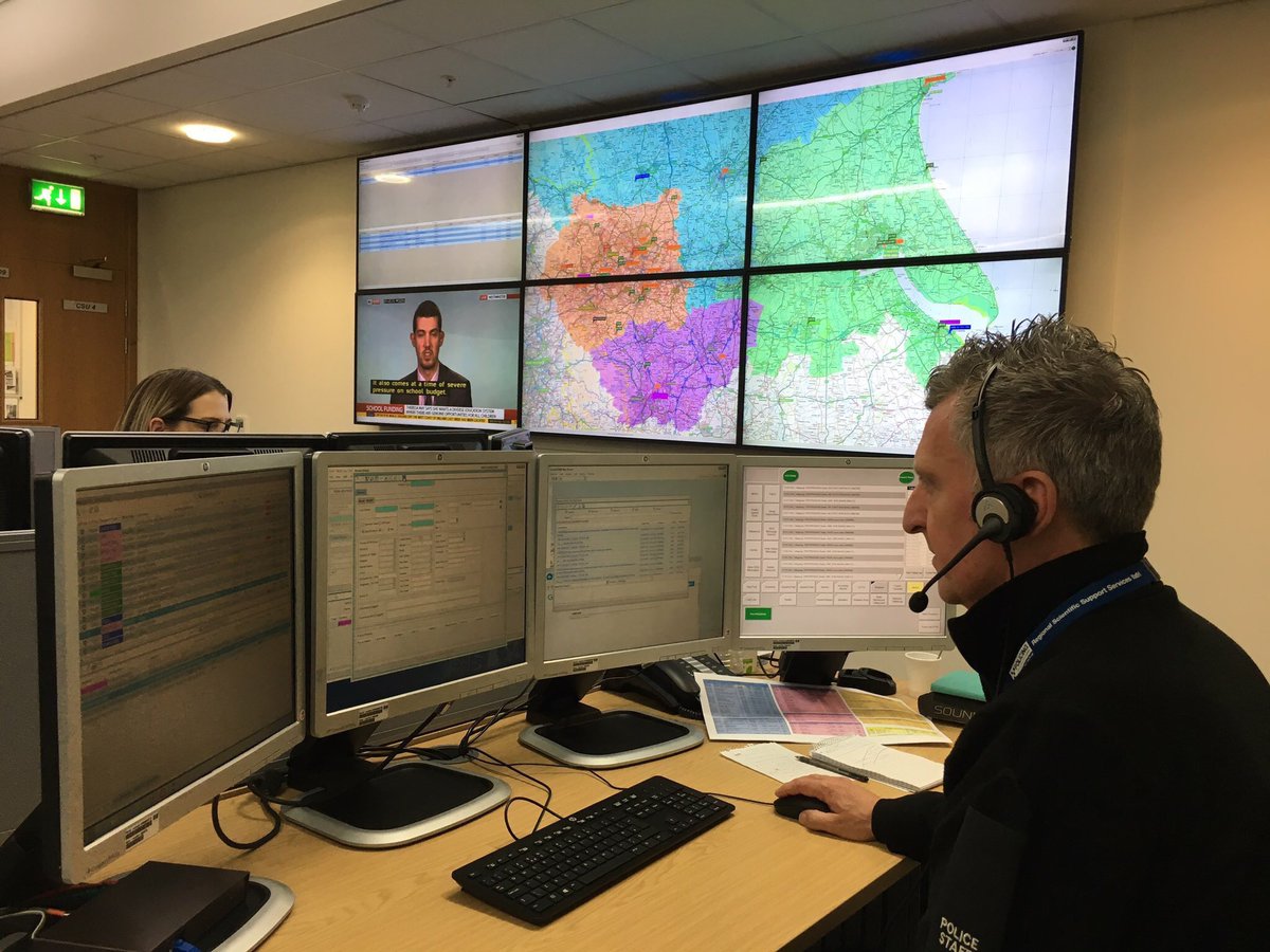 RSSS_PeteArnold's tweet photo. VACANCIES: @RSSS_HQ #Forensic Control Room Operators based at #Wakefield,  £20,619 - £22,833 plus 20% shift allowance and around 14% weekend allowance making overall starting pay £26k+. Closing date 13/04/20 https://t.co/VzFW7IigA1 https://t.co/0WJBGwb50G
