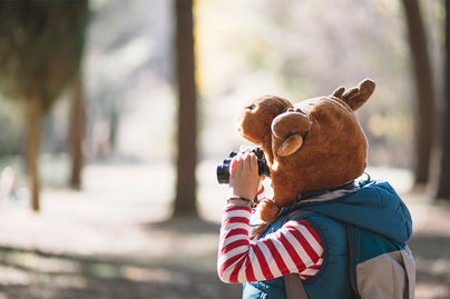 This nature scavenger hunt is the perfect way to get some sunshine and exercise while also learning science concepts with your child. 

See how many things you can find! 🔍🌷🐾🌲☁️
 
➡️bit.ly/39wwLMU
