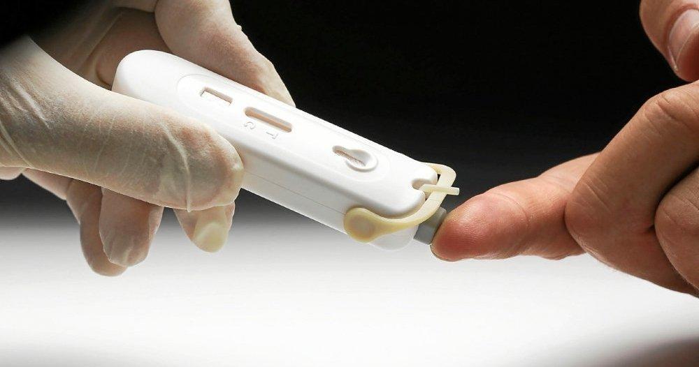 Coronavirus : une entreprise bretonne lance son test sérologique rapide letelegramme.fr/france/coronav…