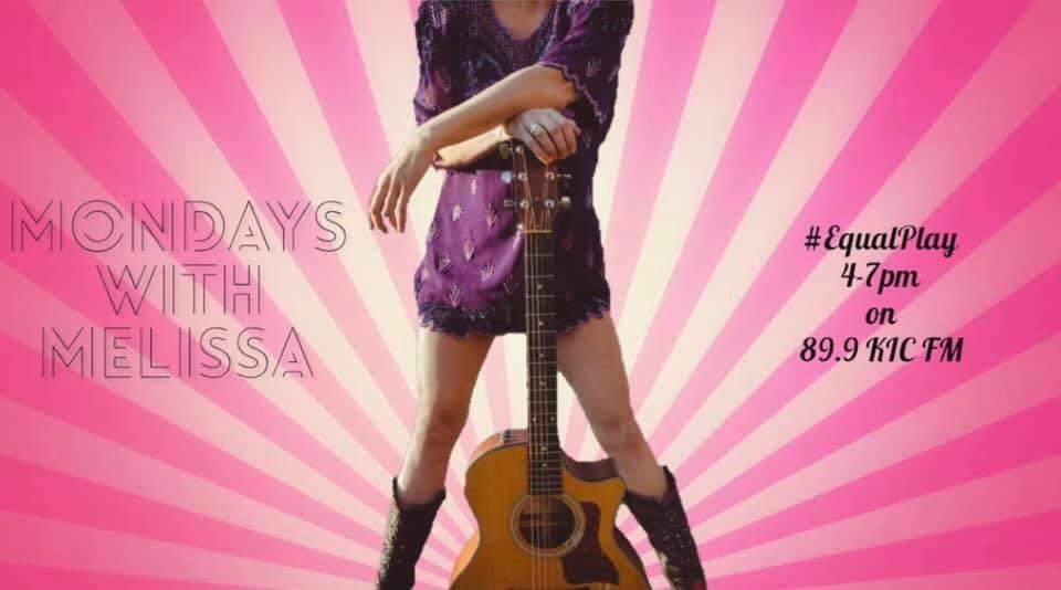 Bored? Working at home? Let my show be your country soundtrack for the evening! 
Steam now until 7pm est at 899kic.com  #StayHomeCanada #countrymusic #mondayswithmelissa