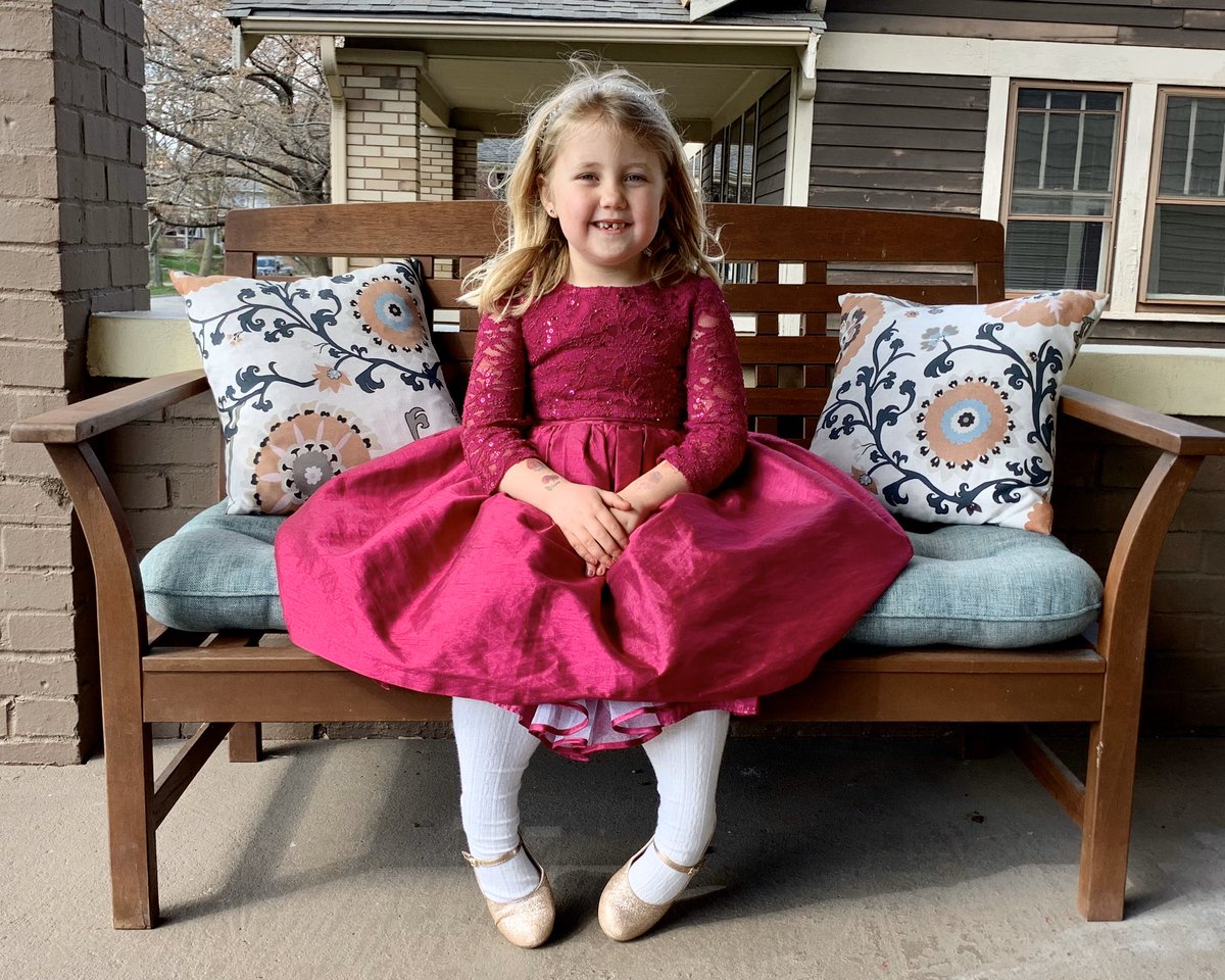 helpingCTEkids's tweet image. This little lady is always ready to Dress to Impress! 💃💃 #ccsgoesvirtual