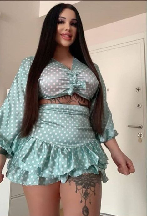 Eda esmer heels. Eda esmer инстаграм. Eda esmer зщет gif. Eda gökçen kaya горячие. Eda esmer инстаграм.