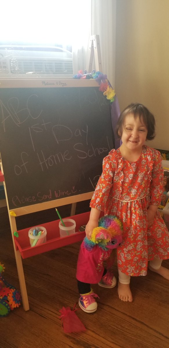 ElmhurstD205's tweet image. Thank you to everyone who shared their "first day" photos today! We had a successful day of e-learning. We miss all of our students and staff, but it was great to virtually see their faces today! #igniteD205 1/6