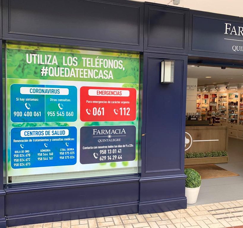 farquintalegre's tweet photo. Escaparate informativo ℹ️ #QuedateEnTuCasa #Covid_19 #QuedOTEnCasa30M #farmacia #granada #cuarentena #StayAtHome https://t.co/Ulp7JKpwCW