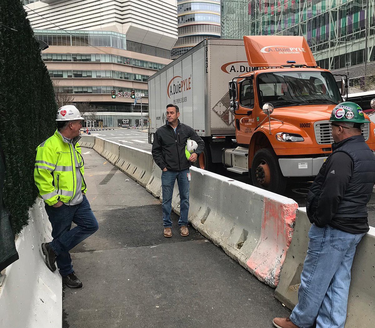 EASCarpenters's tweet photo. #EasCarpenters are #Essential! Several job sites are still operating using the #PASafeBuilders practices our union members are known for. AEST Mike Hand visited some job-sites In #Philly today to talk to members and shops stewards about these unprecedented times #covid_19 https://t.co/DPxcCoqKLm