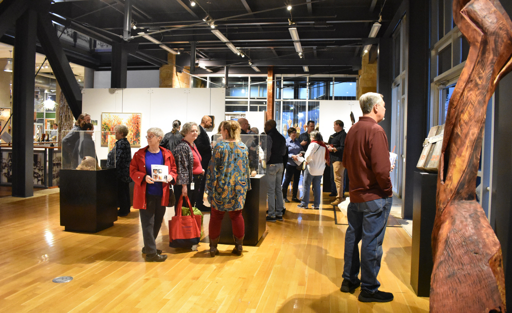 CALSRobertsLib's tweet photo. Looking forward to when we will be open again! Stay tuned!
#art #artgallery #downtownlr #littlerock #calslibraries #devotedtothecurious #galleriesatlibrarysquare #thegalleriesatlibrarysquare https://t.co/v70loWI2YN