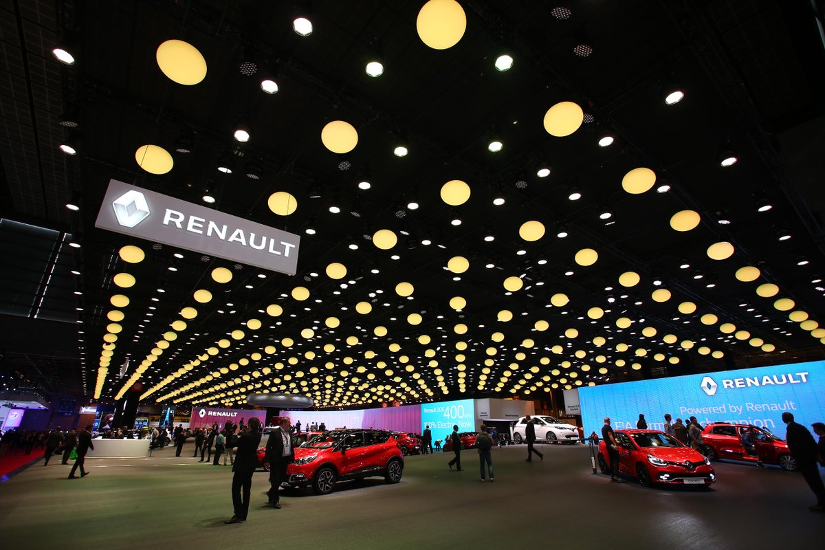 AutomovilMex's tweet photo. El Salón de Paris ha anunciado que no se llevará a cabo en su forma actual debido al #Coronavirus; muy seguramente la exhibición automotriz será suspendida. Esto podría cambiar, ya que el autoshow está programado para octubre. 
#IndustriaAP #AutoshowAP https://t.co/jr11Dy6YnM