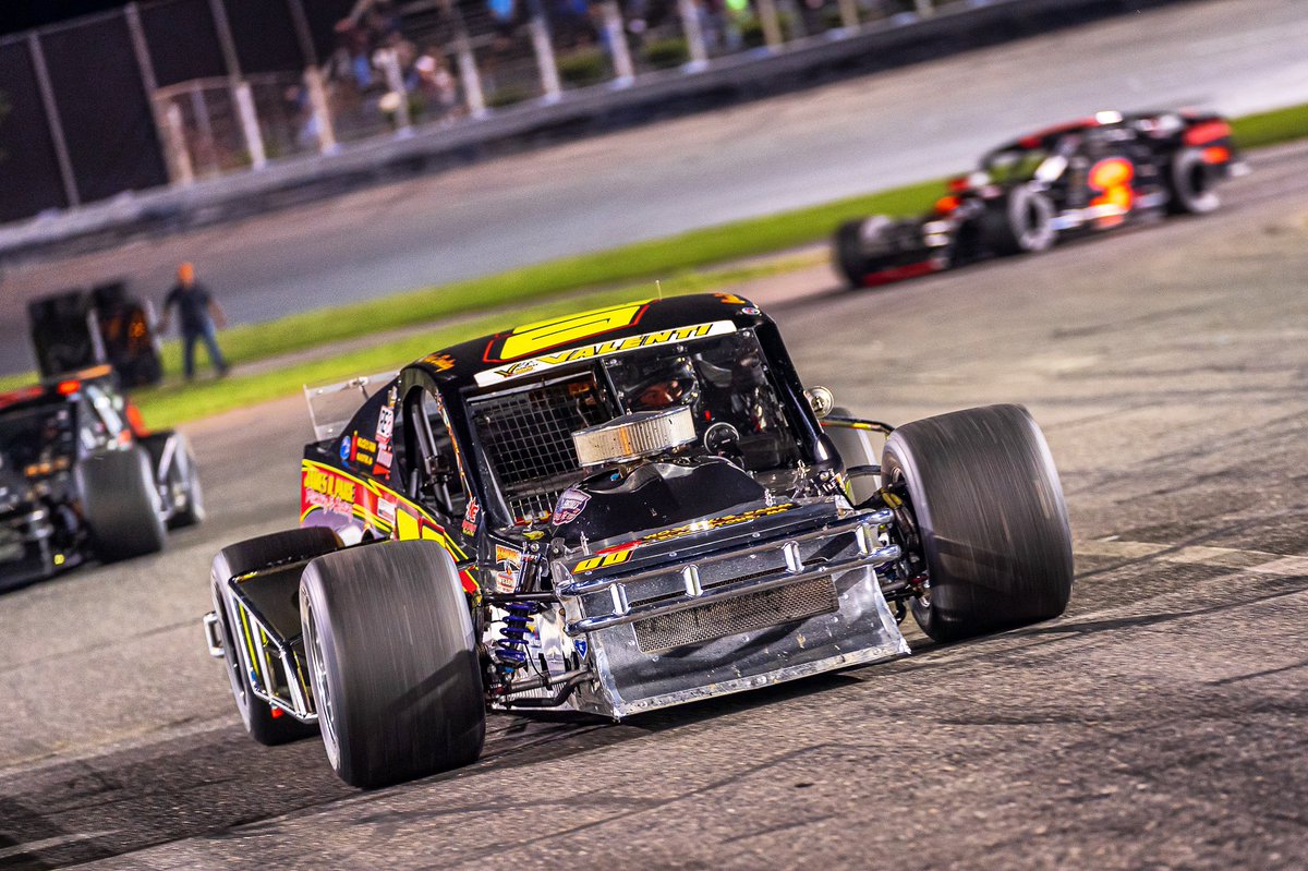 StaffordSpeedwy's tweet photo. Happy Modified Monday
π #00 Open Mod @chase_dowling_n
πΈ @tmracephoto
#Mods #racer #racelife #autoracing #auto #cars #staffordspeedway #openmods #autos #race #nascar #carbuilds #daytona500 #napaspringsizzler #springsizzler #modifiedcars #modifiedmonday https://t.co/6LH8ga6hZw