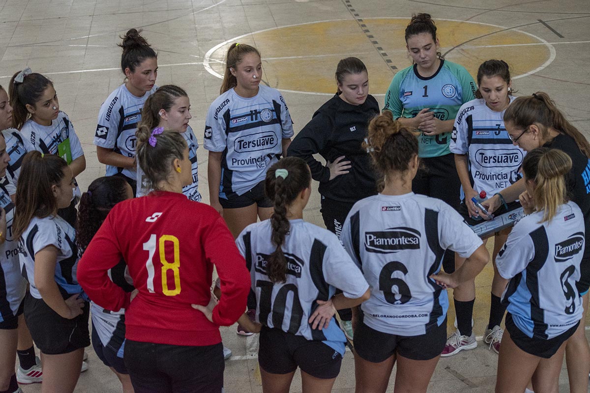 fecobalok's tweet photo. #CopaCórdoba 🏆 2020
📸 Verónica Ghigi 
@HandballCab @GPJHandball https://t.co/LP7lnAnBU9
