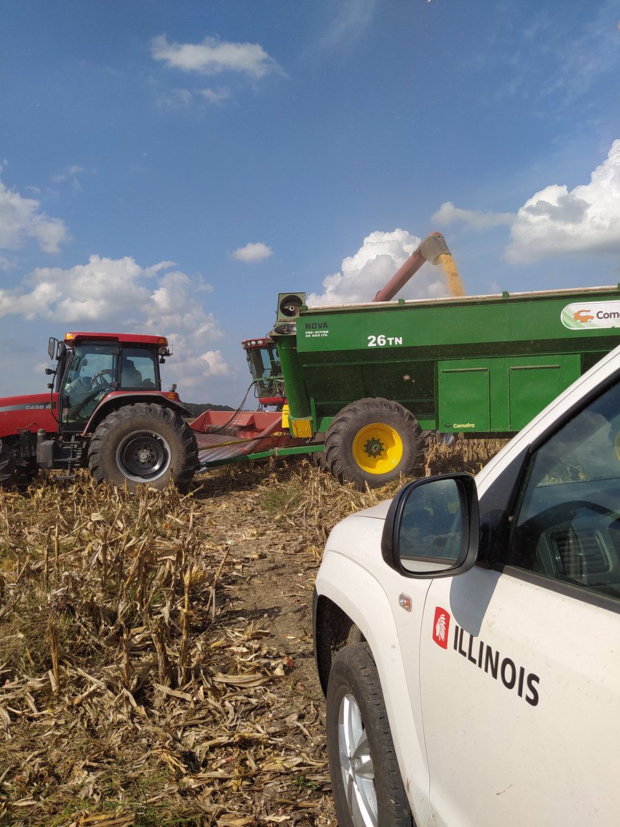 MatiasVenece's tweet photo. Largamos la cosecha en Pcia de Bs. As!! Junto a nuestro distribuidor Lespade-Soubelet en Villa Espil recolectando toda la data que nos dejó el ensayo de densidad de Maíz con #I550 e #I799! #JuntosRendimosMas https://t.co/Mi4eEwsswC