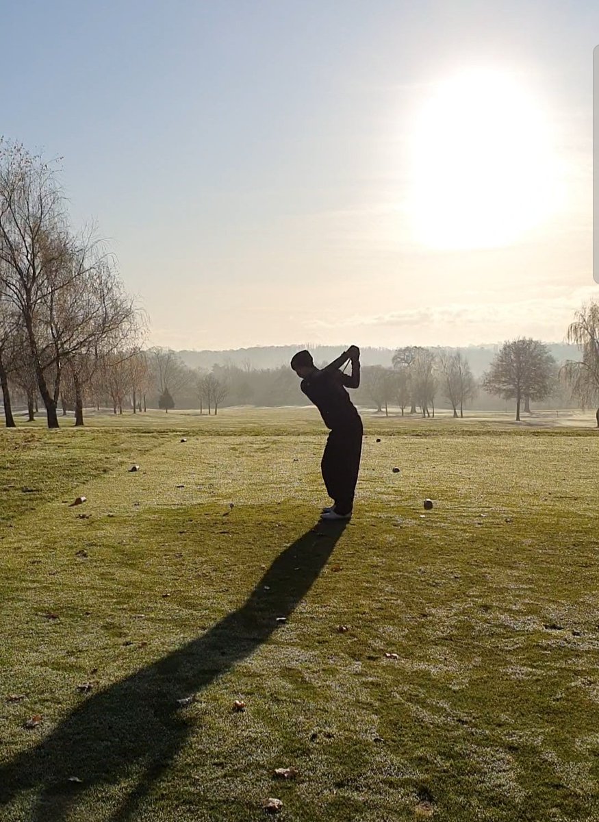 ethanha35965341's tweet photo. #HeverMemory coaching session with @ppgolfnut, Winning lowest gross in Princes Memorial trophy and teeing it up on the Championship Course one morning with frost and early Sun rise . Can't wait to get back ⛳ hope you're all staying safe 👍 https://t.co/raRJZ6Sees