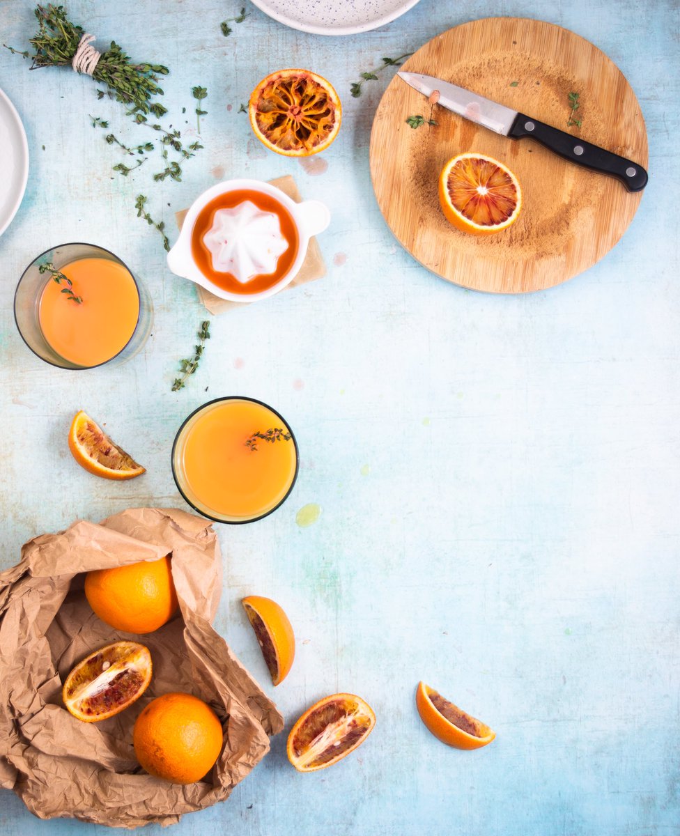 Here’s a peek at today’s photography/styling project 🍊
Just a quick #prrequest to say that I’m still trying to shoot from home. So if you’re in need of any food content (editorial or commercial) then pop me an email! Email in my bio 🧡 #foodphotography