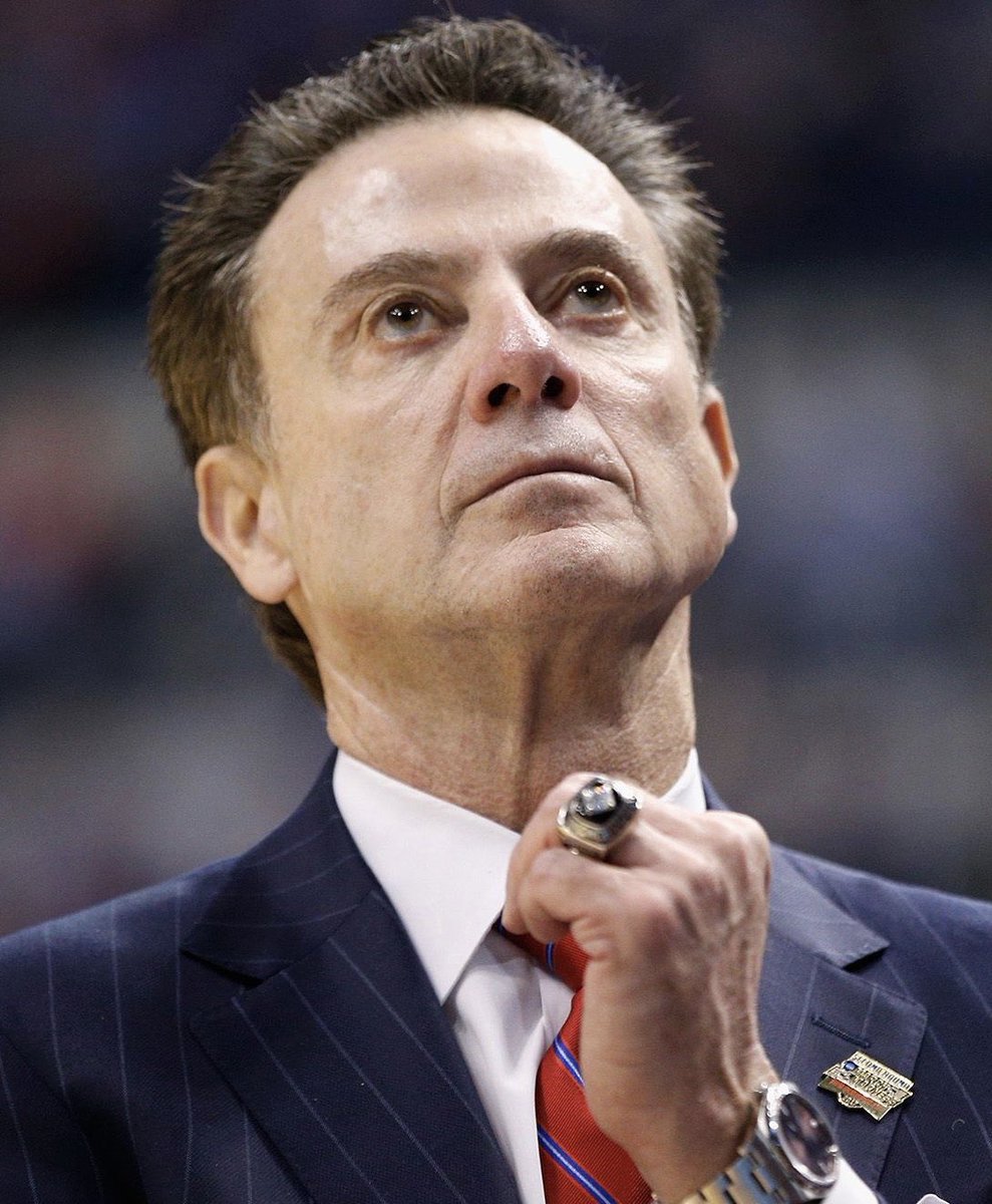 wildcatnews's tweet photo. I’ve tried my best to resist the temptation. Don’t need Rick Pitino to get me excited for hoops. Nor Rick having Tubby Smith on the court like 1989 at UK. But I give up. Bring it on. Give me just one more UKIT. High Point vs Iona then UK vs Tarleton State. Merry Christmas to all. https://t.co/Zx58foCIZx