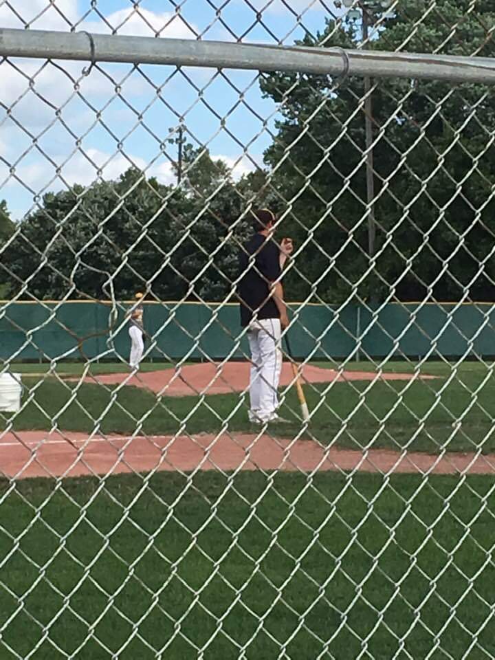 Coach_Wight19's tweet photo. I was nominated by @Hunter_Man15 Once you are nominated you have 24 hours to respond or you donate $20 to a local charity. You then nominate 4 coaches. You have to post a picture(s) of you coaching. Next up:  @EastThor @DarinEinspahr @RyanJansen14 @JFisch007 https://t.co/6fYuhyorub