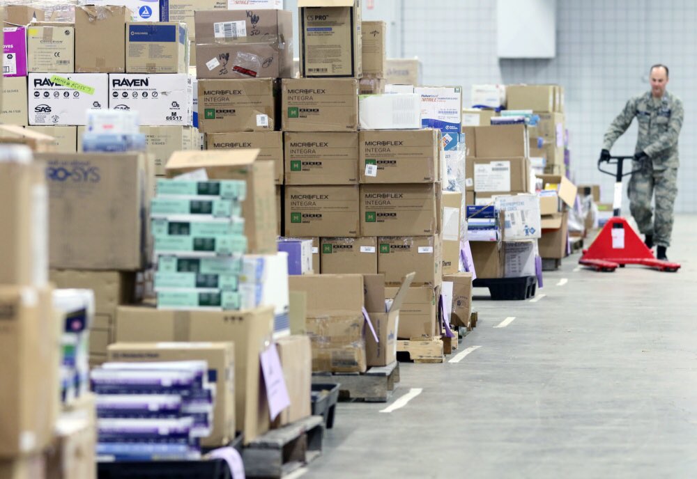 TheNationsFirst's tweet image. Massachusetts National Guard members continued to support the Commonwealth’s #COVID19 response.  @USNationalGuard @ChiefNGB @AdjutantGenMA @MassGovernor