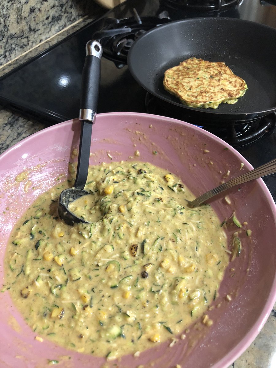 deedeedott's tweet photo. Zucchini pancakes with corn and cheese. #ChefDeedeeπ©πΌβπ³ https://t.co/Q35OAIutBx