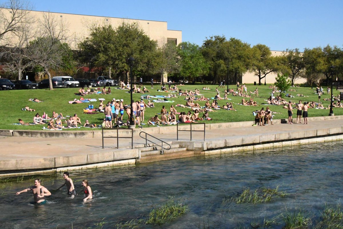 SoLoCorrections's tweet photo. @SoreLosersShow coming from a Tx State bobcat myself, San Marcos* river runs through campus baby! https://t.co/jabX3lEont