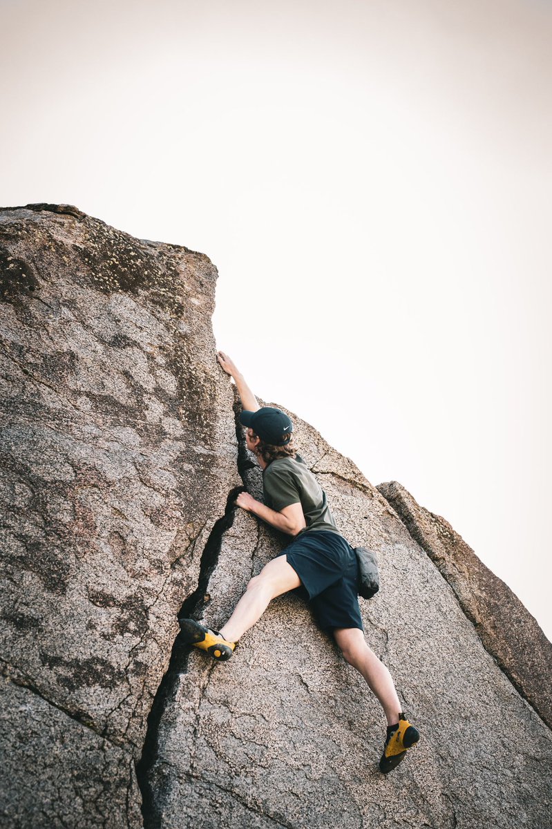 hunterbeadell's tweet photo. Quarantine climbing bums 🧗🏼‍♂️ https://t.co/lEkwOTXfzC