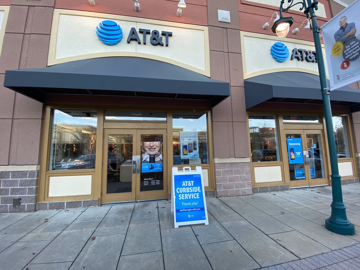 Here at <a href="/ATT/">AT&T</a> Bowie town Center we are keeping our customers connected while ensuring safety &amp; convenience, now offering curbside service ‼️‼️ #COVID19 #ATTLIFE #MoneyBadgers <a href="/jillmill321/">Jillian Miller</a> <a href="/404girl/">Betsy Francis</a> @ka901s <a href="/Jontaviusb34/">Jontavius</a>