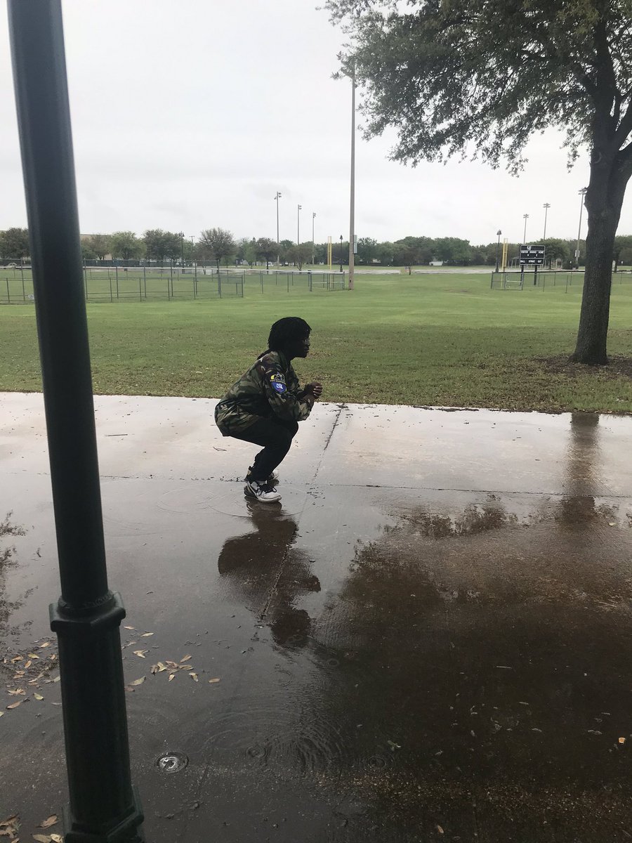 SirJaron's tweet photo. Workout for wrestling day 1💯💯 @Wrestling_TCHS https://t.co/I4wFnI1reU