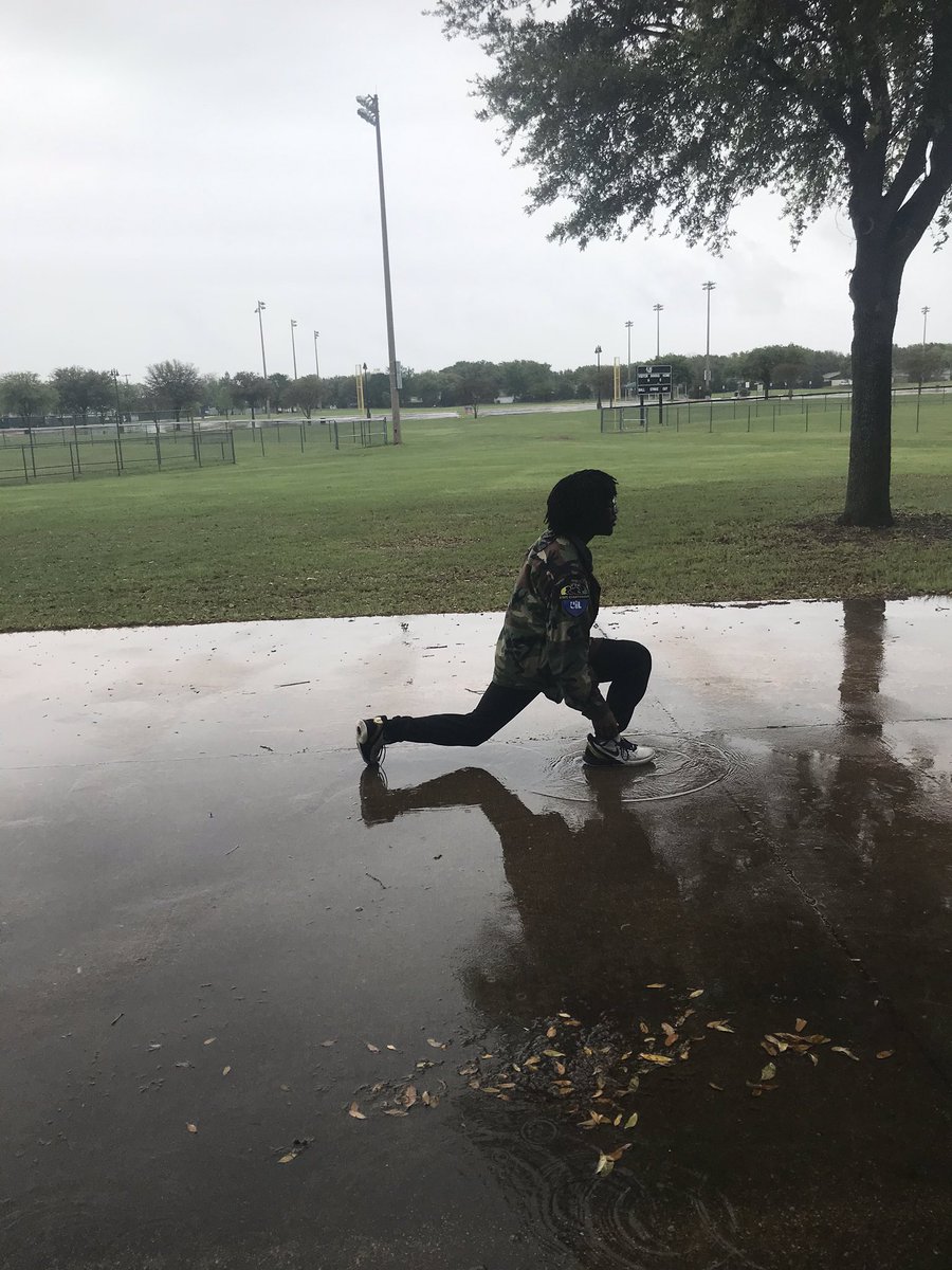 SirJaron's tweet photo. Workout for wrestling day 1💯💯 @Wrestling_TCHS https://t.co/I4wFnI1reU