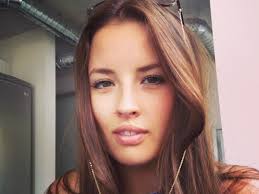 virginie_vieira's tweet photo. Feeling blue https://t.co/NZGLp5Vjh6