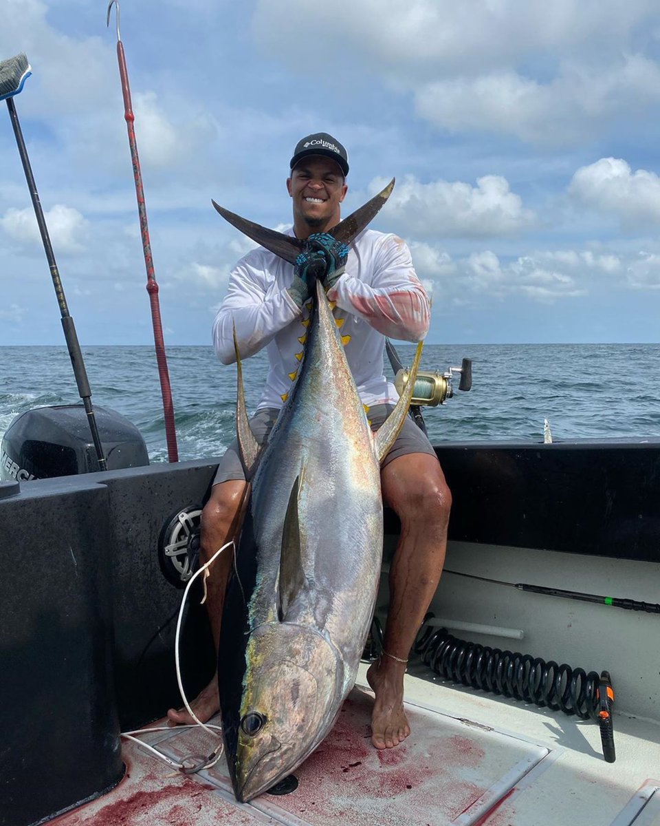 JohnathanAbram1's tweet photo. A bad day of fishing is better than a good day at work.🎣 https://t.co/2St2ESd4LJ