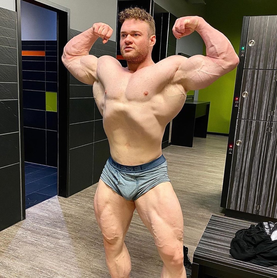 Connor muscle big Muscle Batman