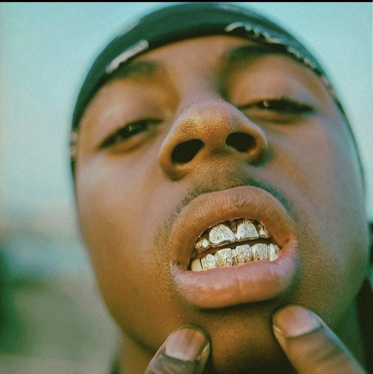 AuxGod tweet media