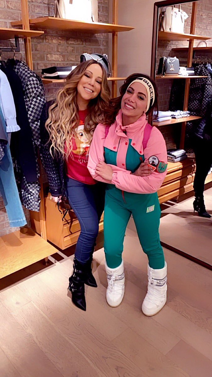 sitepopnet's tweet photo. A RELEVÂNCIA! Mariah Carey que quase nunca lembra de ninguém, deu feliz aniversário para Anitta pelo seu twitter. https://t.co/wsl5lW644q