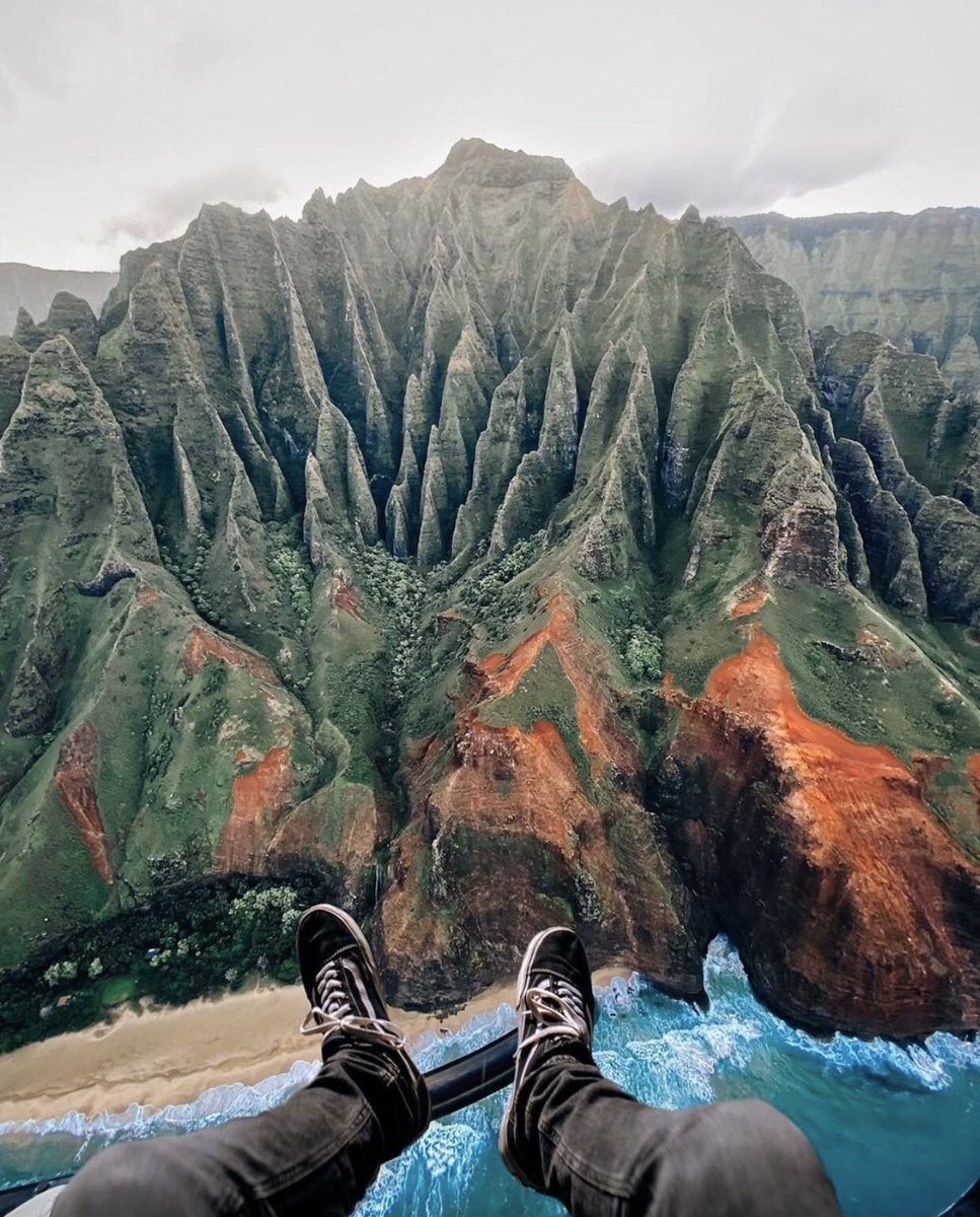 Today’s Hawaiian words of wisdom:⁣
⁣
Kulia i ka nu’u – (Strive to reach the highest.)⁣
⁣
🔹 <a href="/diving/">DIVING</a>.mkoch 🔹⁣
⁣
#OlaProperties #VisitOahu #VisitKoOlina #KoOlina #ILoveOahu #BeachBum #VisitTheIslands #ExploreHawai⁣