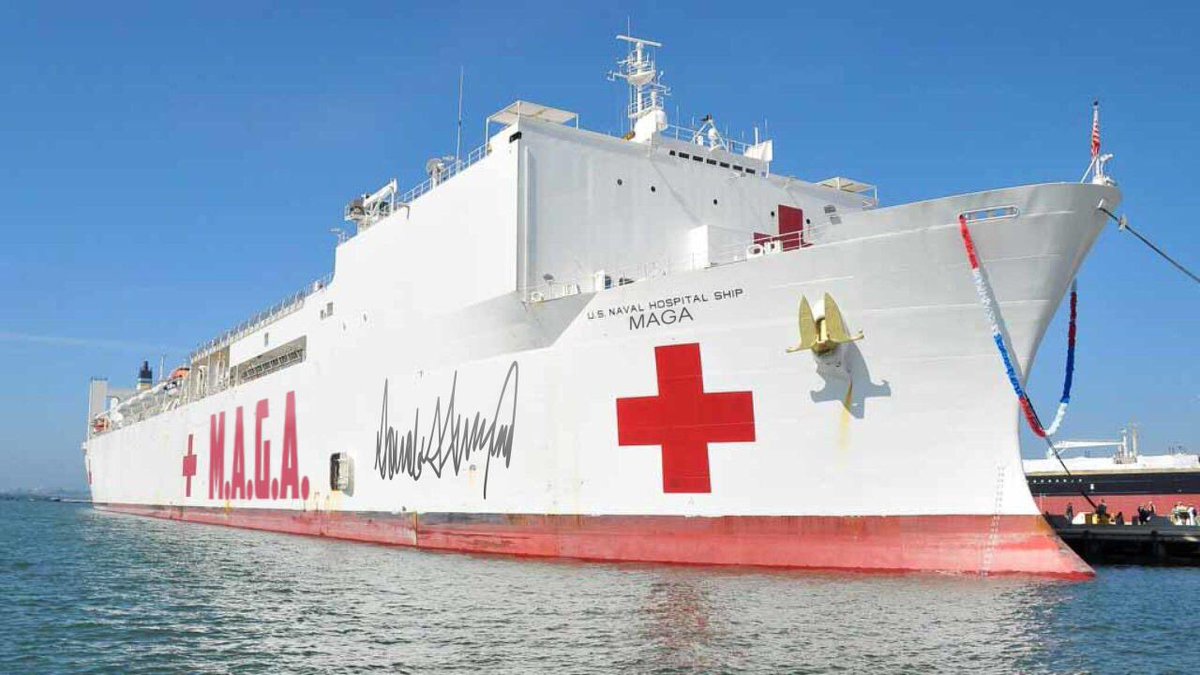 grindingdude's tweet photo. @realDonaldTrump The #MAGABOAT has arrived, signed, sealed and delivered. Ahem, ahead of schedule 😉 #LetsRoll 🇺🇸

That must be a huge sharpie! https://t.co/uMqhzRfuzb