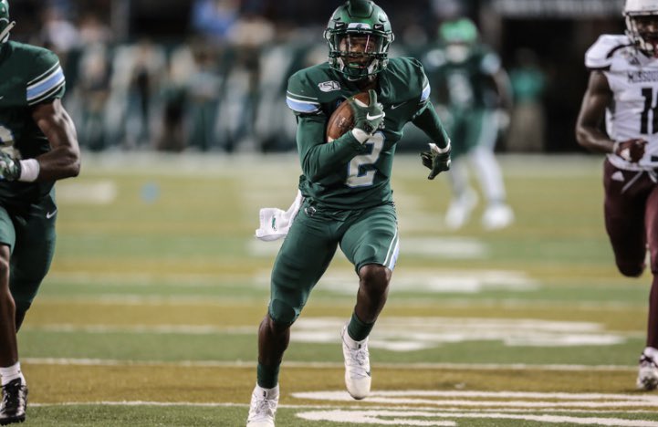 MarlenSewell's tweet photo. Blessed to receive an offer from Tulane 🌊 🟢 @ShadesValleyFB  @CoachJCY https://t.co/NesZuTPxI7