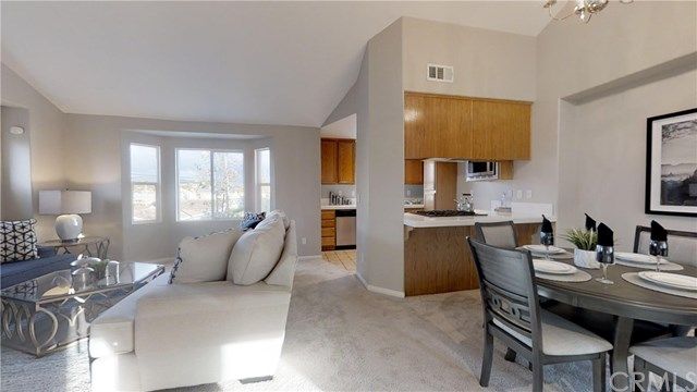 _ApplesTeam's tweet image. 1347 Hillandale Avenue, La Habra, CA 90631 US Lakewood Condominium for Sale - The Apples Team Real Estate buff.ly/38y4IwA #ad #ApplesTeam #realestateagent