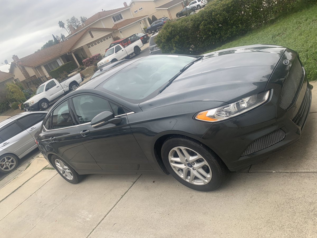 EPautogroup's tweet photo. New used stock! 
2015 Ford Fusion se 
Clean tittle, brand new transmission 3 yr warranty 
155k miles. 
6700usd https://t.co/shIjDRmawT