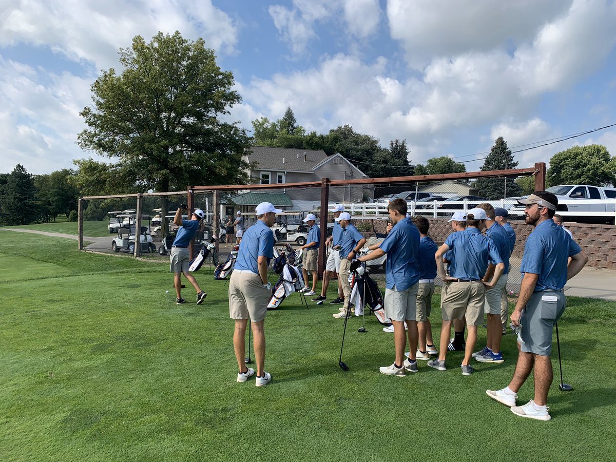 Midland_Golf's tweet photo. A few fun moments over the last 1.5 years coaching this team. A team playoff at Oakland, Whistling Straits, Winning at Fremont, and last years GPAC at Dakota Dunes. https://t.co/wDPk16bTSF