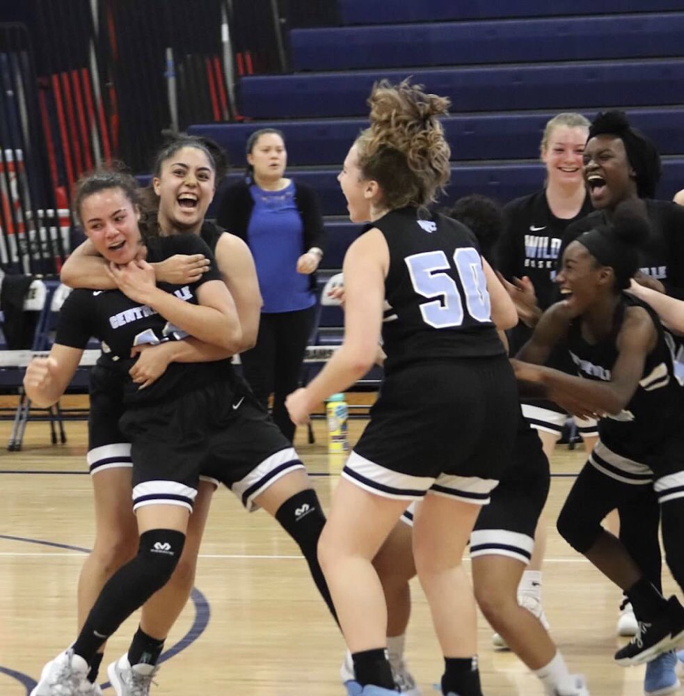 CVHS Girls Basketball tweet media