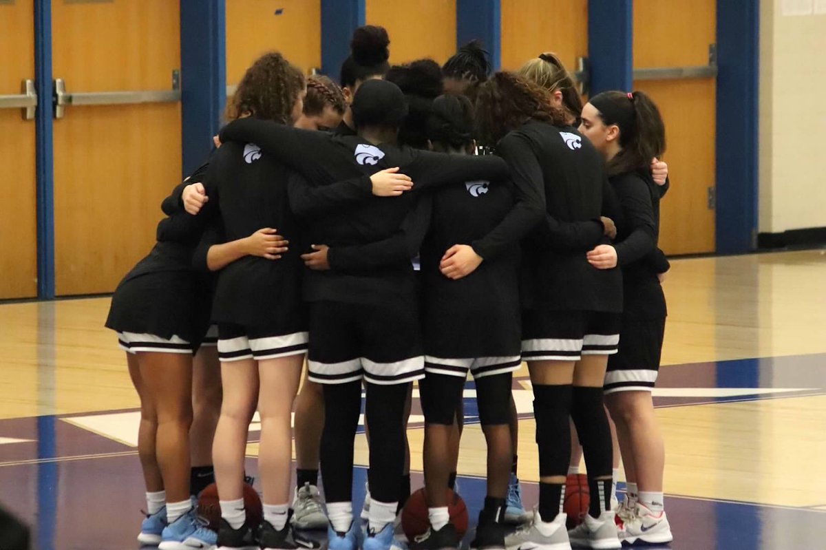 CVHS Girls Basketball tweet media