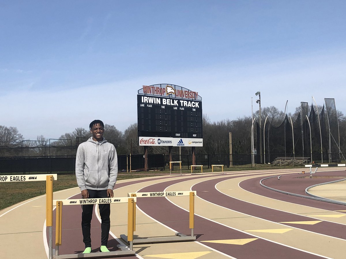 gerald3isaac's tweet photo. THANK YOU TO EVERYONE 💙@Schrein_dawg @WinthropTrackXC @JackrabbitTrack @AHSTigersTF @WUPax https://t.co/3oOhUAEpAC