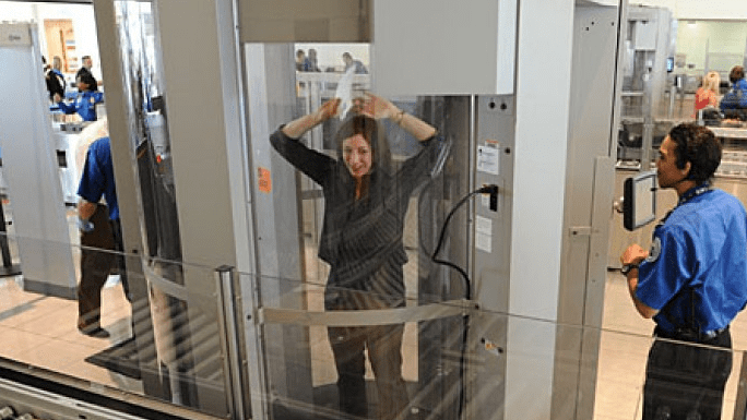 EUZeuTbXkAAPWxy?format=png&name=900x900