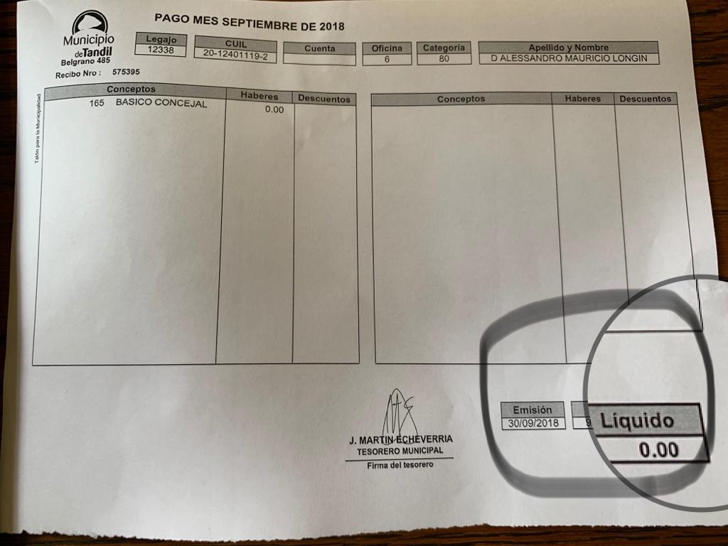 #SiDalessandroPuedeLosOtrosTambien
Reducción del 100% de los sueldos de los políticos...
CC: <a href="/dalessamauricio/">Mauricio Dalessandro</a>