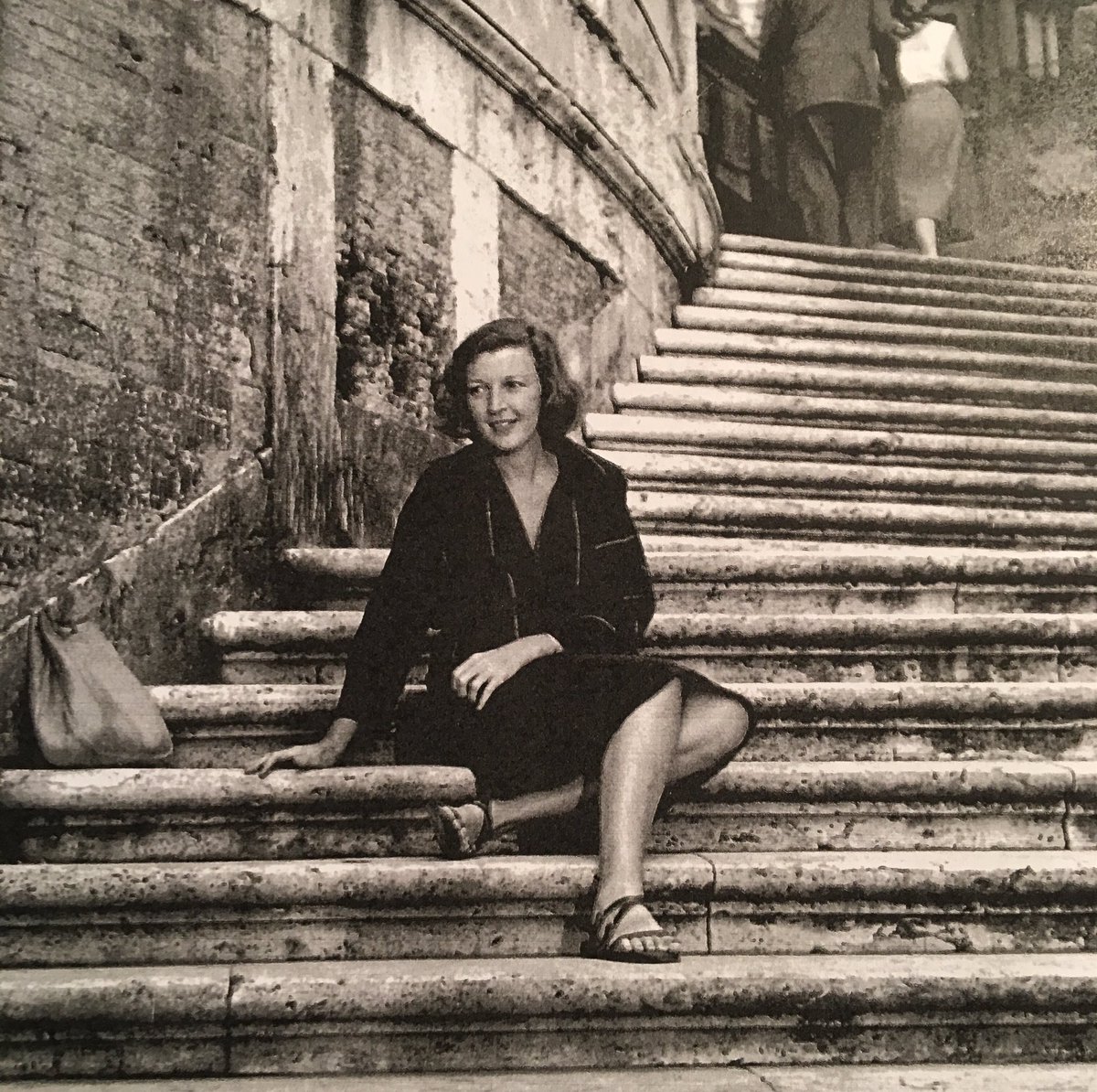 Martha  #Gellhorn went to Spain in March 1937 as “an act of solidarity” because Spaniards were “standing up to Hitler via Franco.” She “didn’t go to write;” she went to BE there. David Seymour