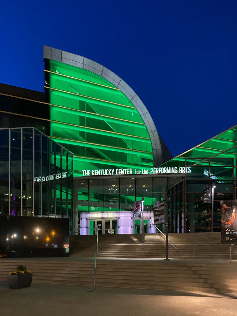 gotolouisville's tweet image. The city of Louisville is lighting up green as a symbol of compassion for all the Covid-19 victims and as another reminder that we’re all in this together. 💚 #LouisvilleLove #TeamKentucky