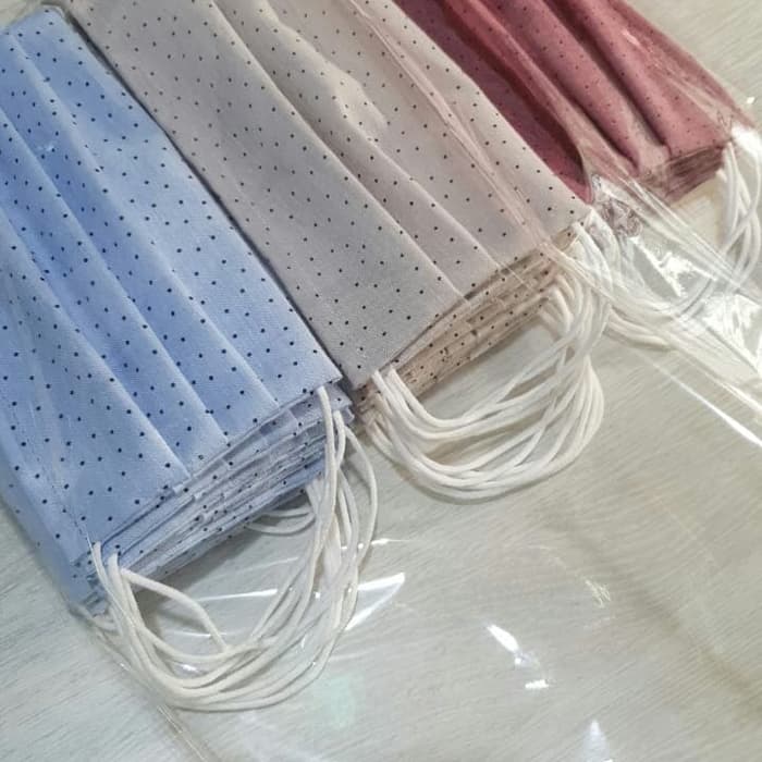 SannyShop's tweet photo. Masker kain #masker #maskerkain #clothmask #BelanjaDariRumah 
Dilengkapi dengan kawat untuk lekukan hidung dan ada kantong untuk selipin tissue. Harga murah. Info /pesan via wa 0877 1459 3500 https://t.co/JyN4TuQ4dQ