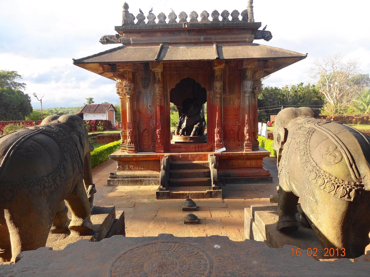 Day 6: Ikkeri Aghoreshvara temple dedicated to ShivaIkkeri KaBuilt in the 15th century by the Keladi Nayaka dynastyA charming blend of both the Vijayanagara & Hoysala styles